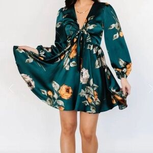 NWT Baltic Born Woodbury Satin Mini Dress Deep Topaz Floral Size M